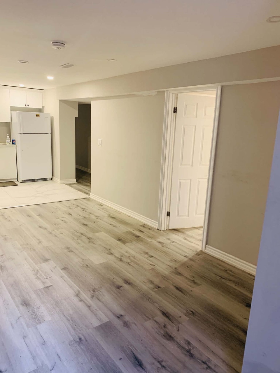 2 bedroom basement in Scarborough 3