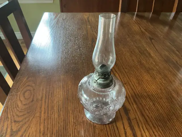 Small oil lamp64840217500930122