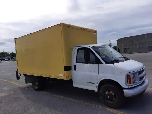 Moving, Small Moving. 438988370464840200625922120