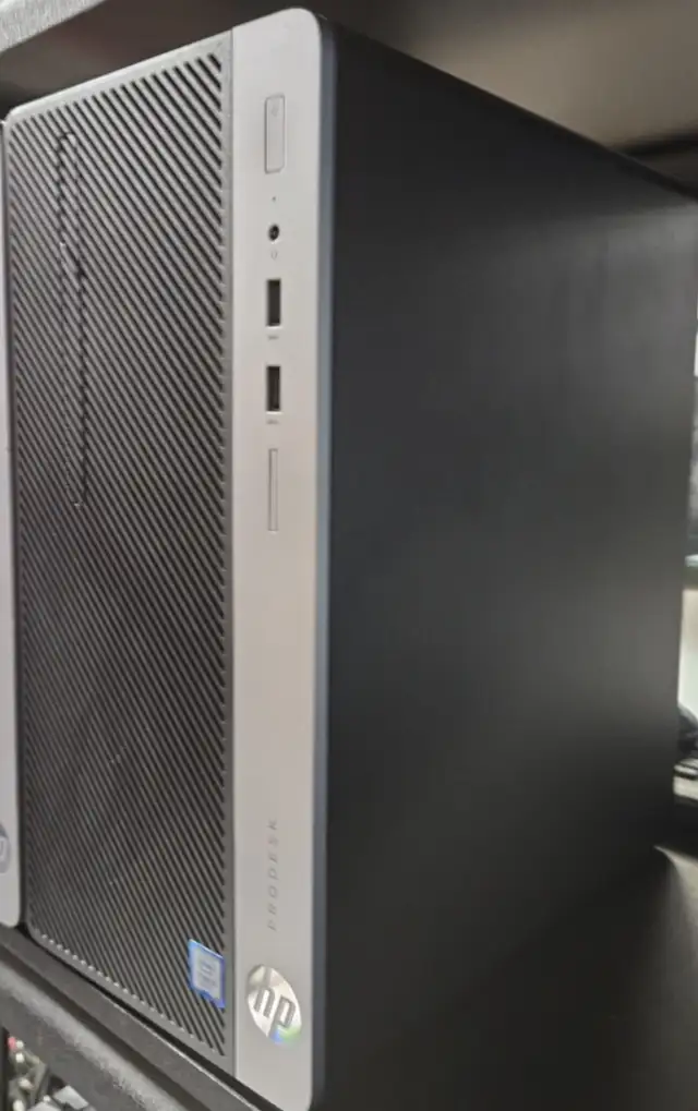 PC Serveur LINUX i5-7500 16GB DDR4 SSD NEUF 512GB 2 x HDD 6 TB in Desktop Computers in Longueuil / South Shore - Image 2