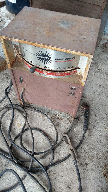 Old Welder,comes with cables. 100$ in Power Tools in Vernon