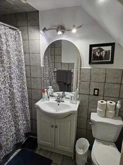 Main Floor 1 bedroom apartment. 400 square foot. Kitchen, Living Room, Bathroom, Bedroom &l oudoor P...