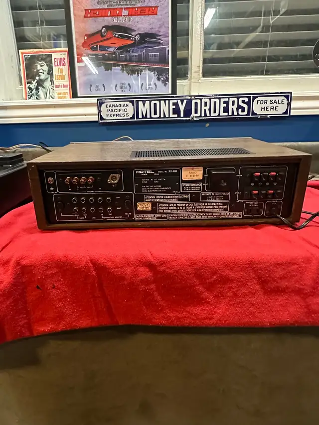 Vintage Stereo Receiver Rotel RX-403 in Stereo Systems & Home Theatre in Stratford - Image 7