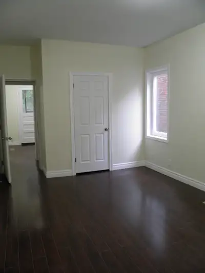 Toronto high park area one (1) private bedroom for rent in a 3 Bedroom unit on 2nd floor, shared kit...
