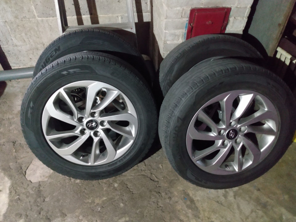 Roues et pneus 225/60R17 | Tires & Rims | Québec City | Free local ...