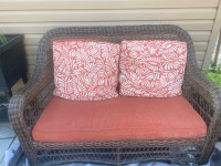 Outdo patio sit with pillows 