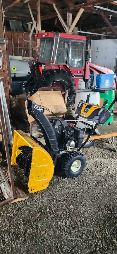 Souffleur Cub Cadet 24" 2 phases, View more