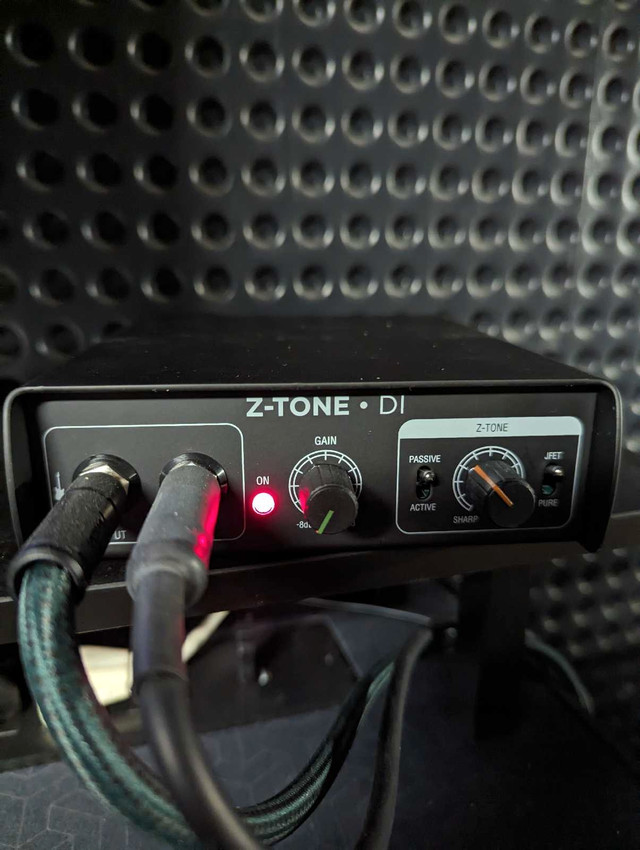 IK multimedia Z Tone DI in Amps & Pedals in Leamington
