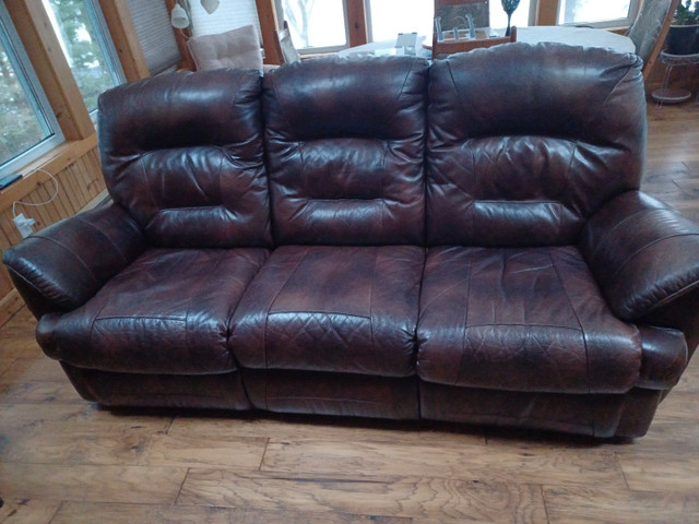 Leather 3 Seater Sofa with Reclining Ends in Couches & Futons in Muskoka
