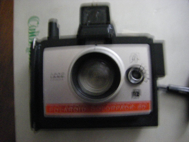 VINTAGE POLAROID COLOUR PAC 80 CAMERA IN THE BOX in Cameras & Camcorders in Kitchener / Waterloo