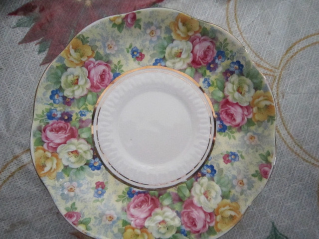 Royal Albert CHINTZ Crown china in Arts & Collectibles in North Shore - Image 2