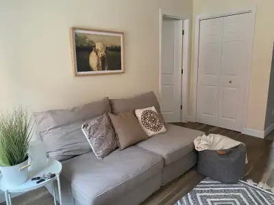4 1/2 meublé tout inclus sous-location estivale