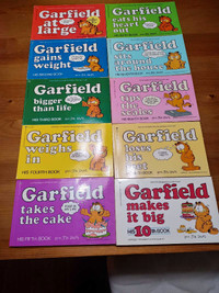 Vintage 10 book set Garfield comic books by Jim Davis