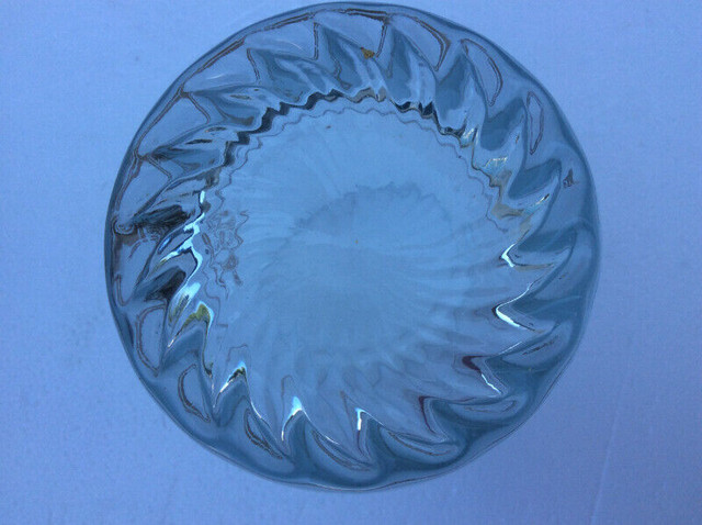 Vintage 1988 Winter Olympics Whiskey Glass - Mint Condition dans Art et objets de collection  à Longueuil/Rive Sud - Image 2