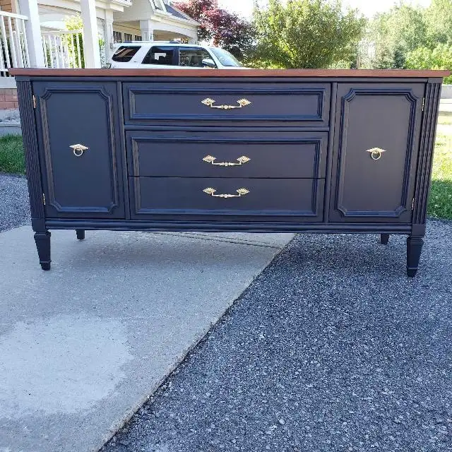 GREAT MALCOLM SIDEBOARD--OPTIONAL HUTCH AVAILABLE in Hutches & Display Cabinets in Markham / York Region - Image 11