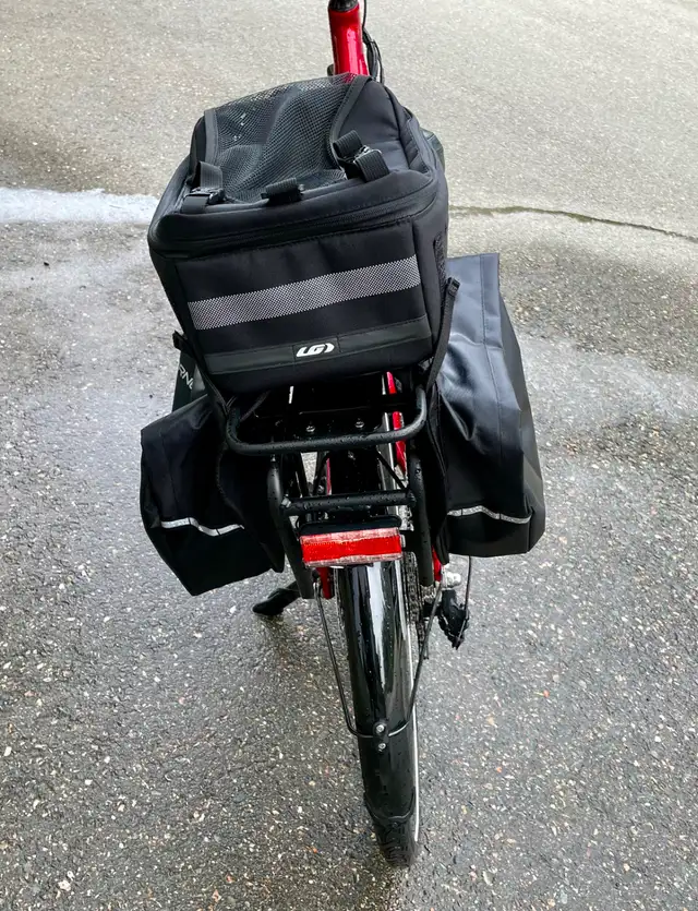 Vélo électrique Velec City500 tout équipé, comme neuf $1750.00 in eBike in Sherbrooke - Image 4