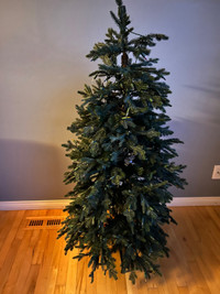 4.5’ Balsam Hill Christmas Tree