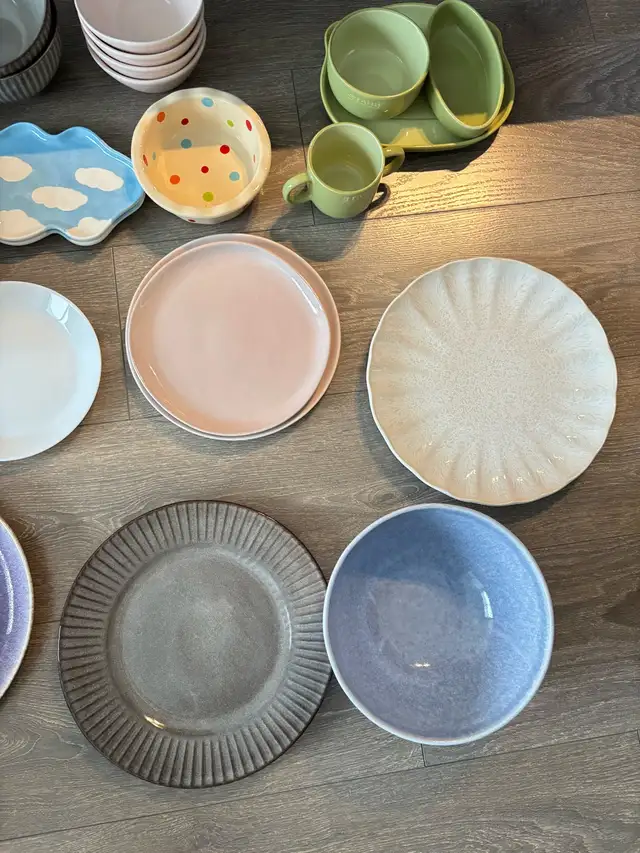 Large Set of Bowls, Chopsticks, Forks & Cutlery in Kitchen & Dining Wares in City of Toronto - Image 6