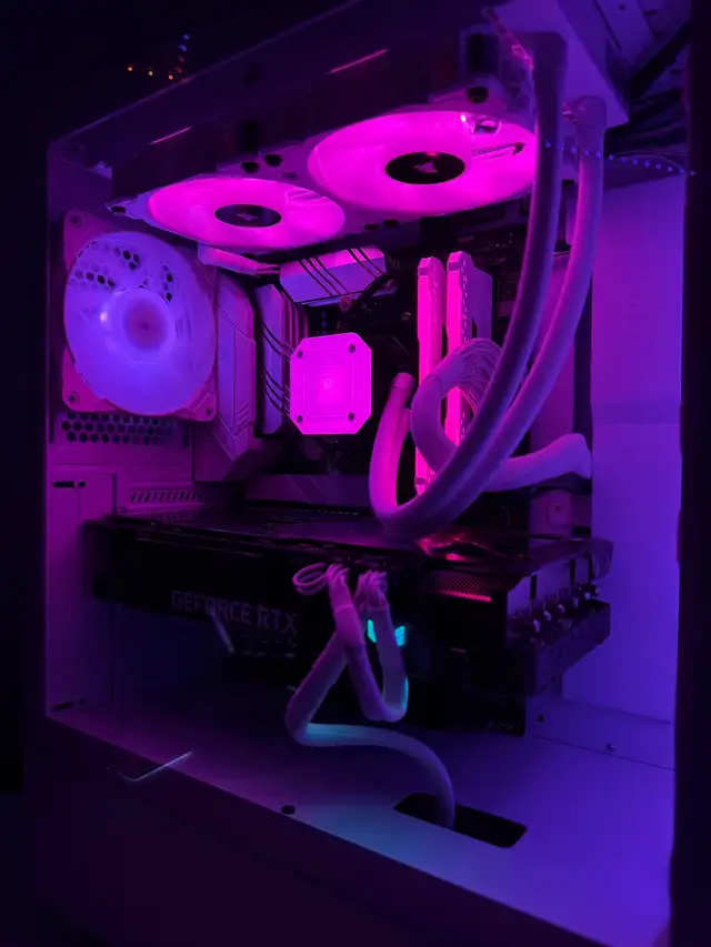  High-Performance Gaming PC - RTX 3070 Ti | Ryzen 7 5800X in Desktop Computers in Kingston - Image 6