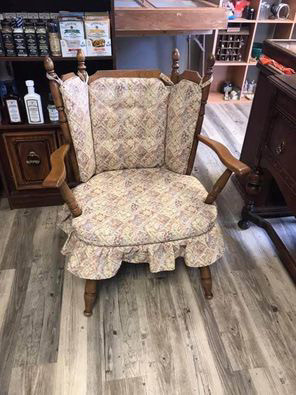 Vintage cricket chair Chairs Recliners Lethbridge Kijiji Classifieds