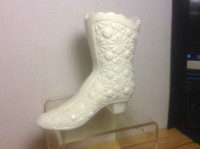 Antique White Milk Glass Ladies Boot Shoe Daisy & Button Pattern