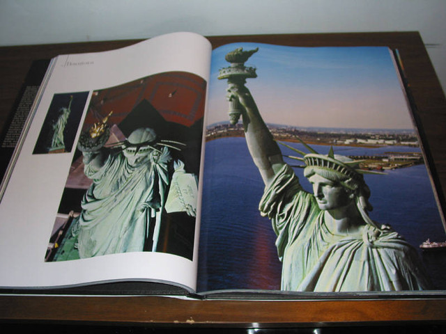 Livres New York vu du ciel,NY, Queen Mary 2 dans Autre  à Longueuil/Rive Sud - Image 2