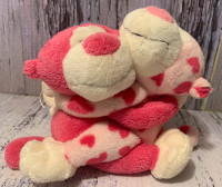 2005 TY Beanie Hugging Monkeys Romeo & Juliet Plush