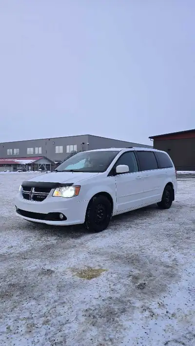 2015 Dodge Grand Caravan – Excellent Condition • Fully Loaded Selling our 2015 Dodge Grand Caravan i...