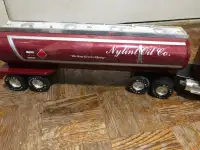 *Rare* Vintage Nylint Oil Metal Truck