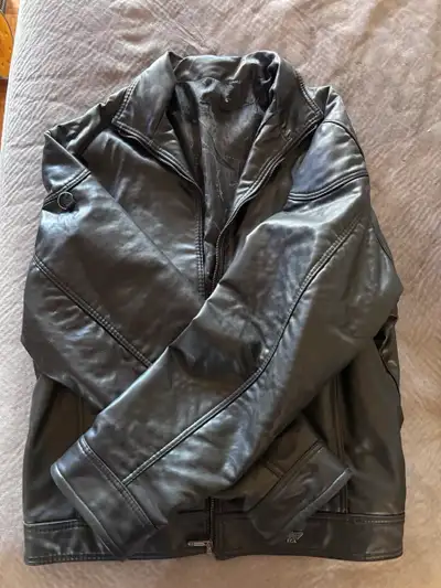 Manteau cuir homme XL, View more