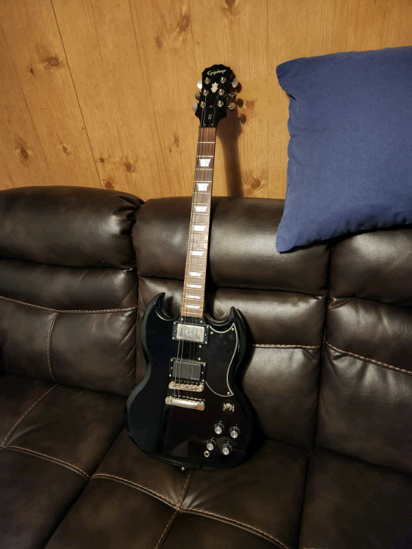 Epiphone SG for sale in Guitars in Thunder Bay - Image 2