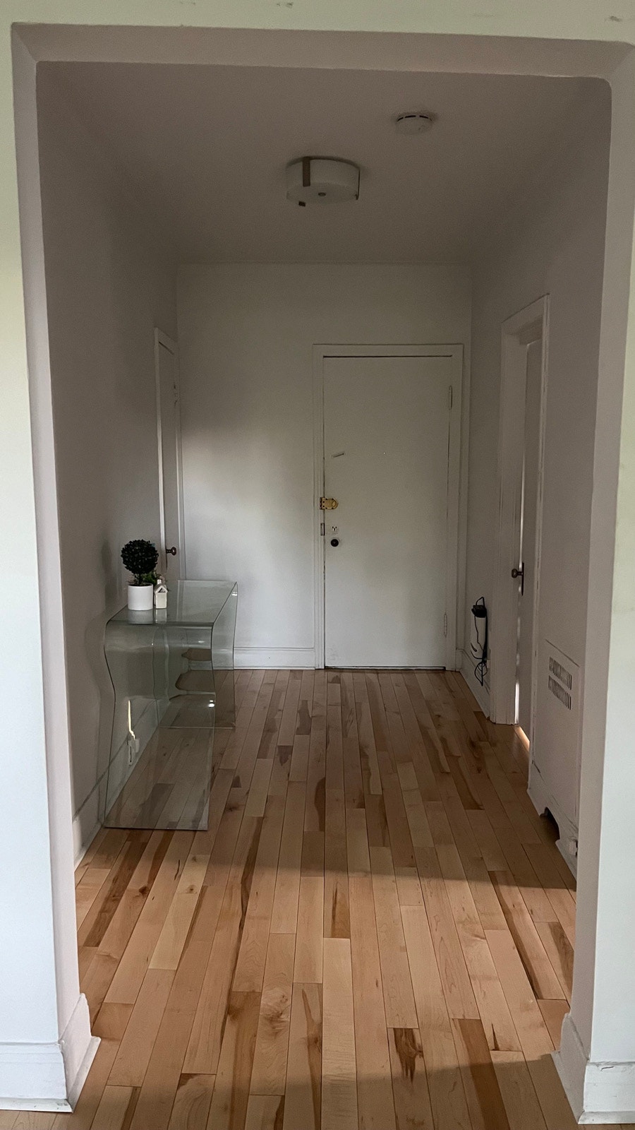appartement 4 1/2 à louer pour le 1 er septembre — photo 1