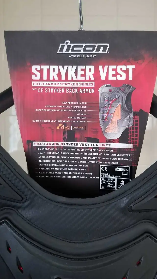 Icon Stryker vest L/XL in Motorcycle Parts & Accessories in Hamilton - Image 4