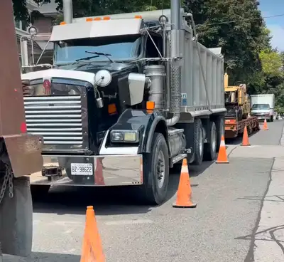  Dump Truck Services – Hauling, Disposal, Aggregates – GTA & Sur, View more
