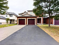 Modern Townhouse in Kanata's Morgans Grant/South March