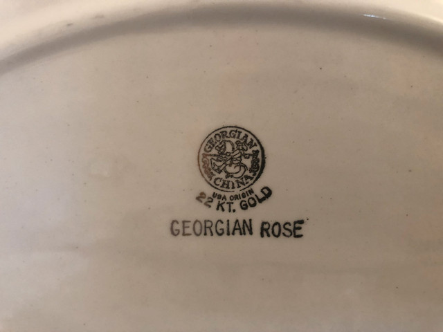 Vintage Georgian China 22Kt Gold Georgian Rose Dinnerware in Kitchen & Dining Wares in Renfrew - Image 4