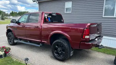 Selling my 2007 ram 2500 Laramie only has 101,600 km. Leather interior all the options also comes wi...