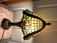 Vtg Tiffany Style Double Lit Stained Glass Lamp Bronze Ftd Base