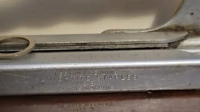 Vintage Kling-Tite Shop Stapler in Hand Tools in Dartmouth - Image 4