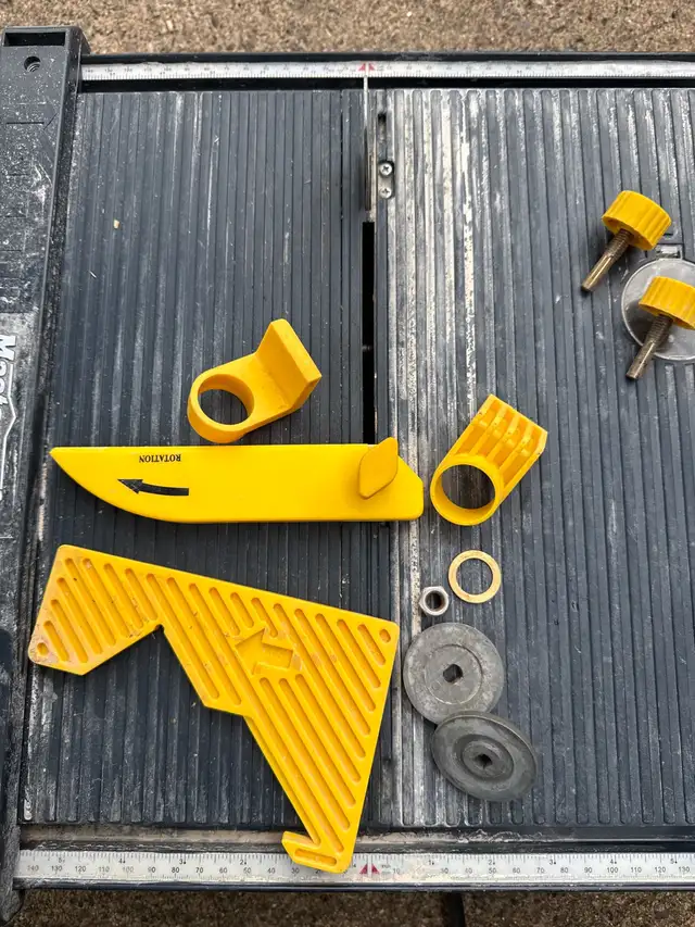 Mastercraft Wet Tile Saw in Power Tools in Mississauga / Peel Region - Image 4