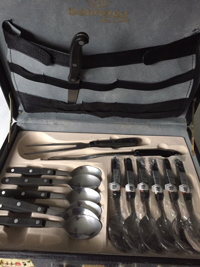 Solingen Knife/Cutlery Set in Kitchen & Dining Wares in North Bay
