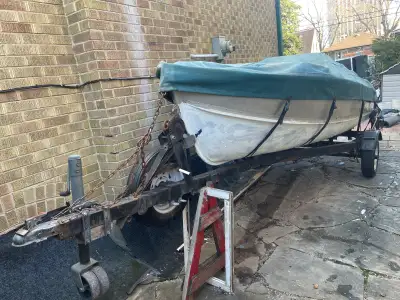 14’ aluminium boat form Princecraft Boat has leaked but fixed Come with 45lbs thrust electric trolli...