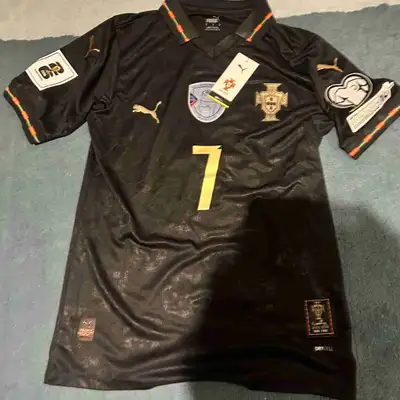 1:1 $100 or best offer Mens M