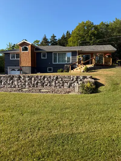 Fully furnished 2 bedroom home available for a short term rental from September through to May. The...
