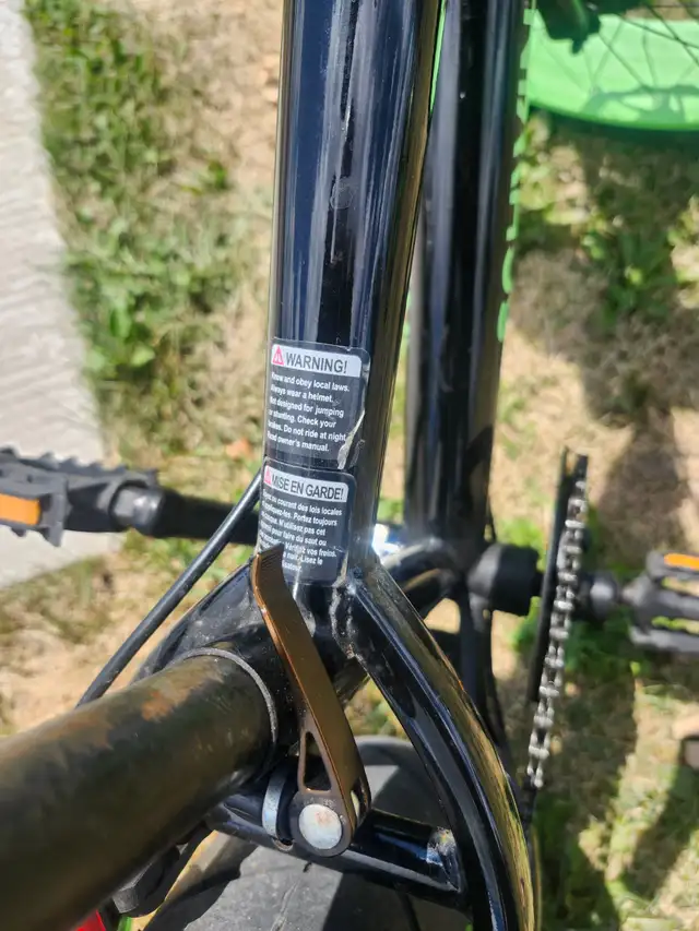 Schwinn tex 20" youth bike in Road in Markham / York Region - Image 10