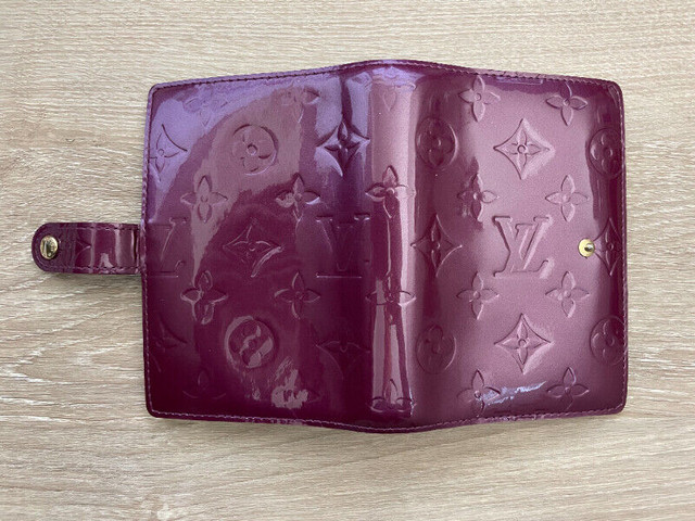 Louis Vuitton Small Ring Agenda Cover in Women's - Bags & Wallets in Markham / York Region - Image 3