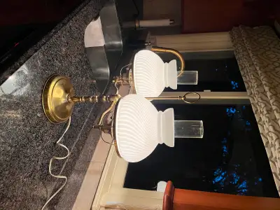 Vintage globe lamp  works fine, View more