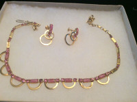 Collier et boucles d’oreilles