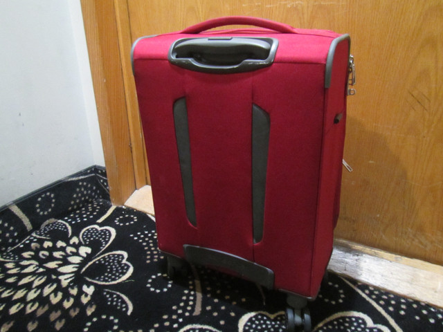 20" Samsonite Luggage Carry On Suitcase in Bags & Luggage in City of Toronto - Image 3