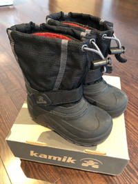 Kamik Winter Snow Boots Kids Size 8, Like New